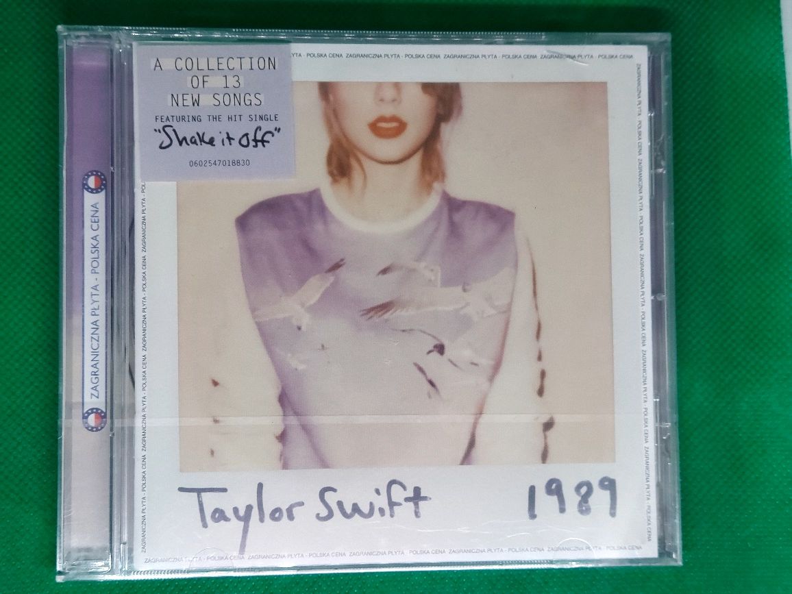 Taylor Swift 1989 . Folia