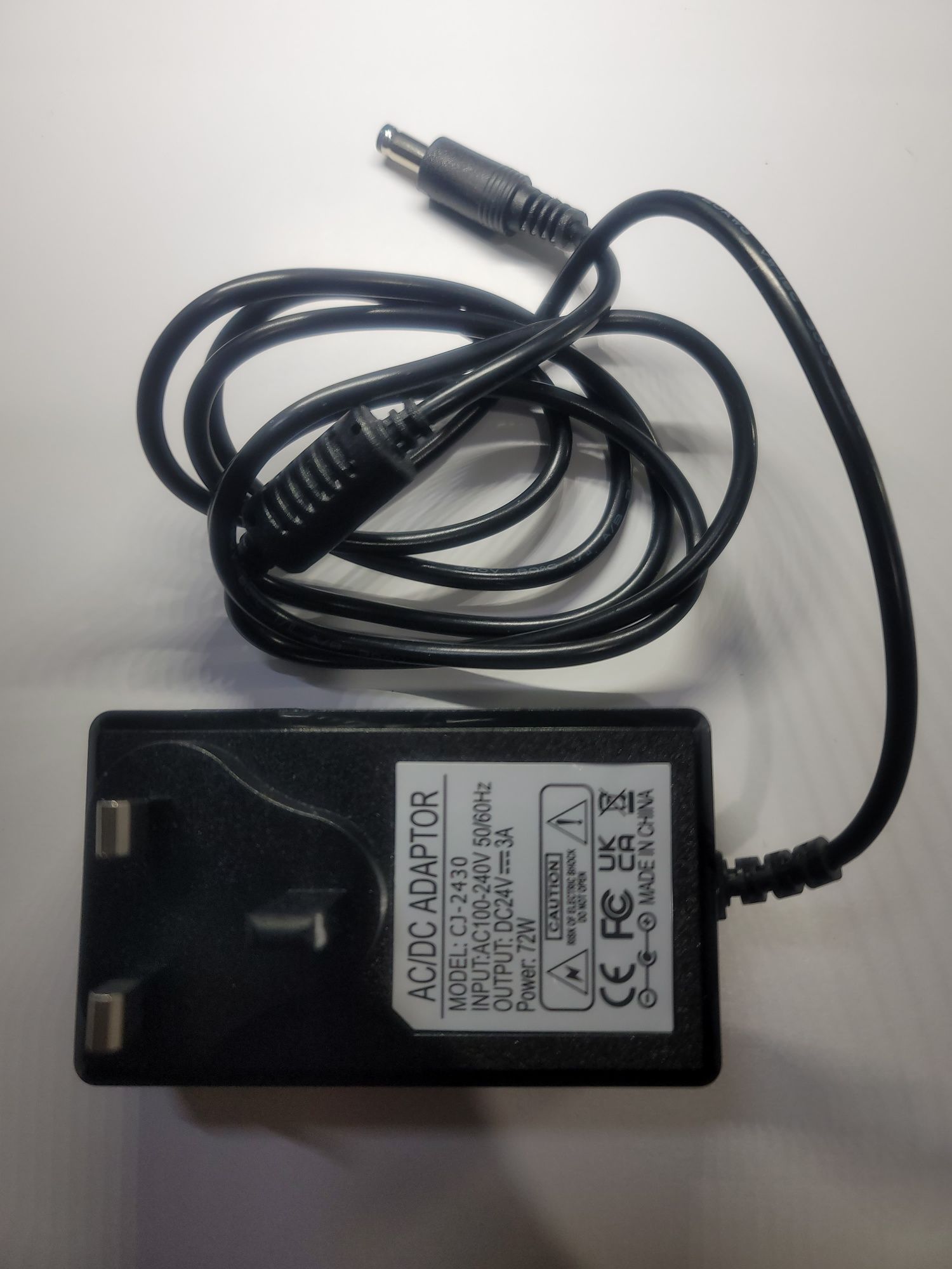 Адаптер живлення AveyLum CJ-2430  24V 3A 72W