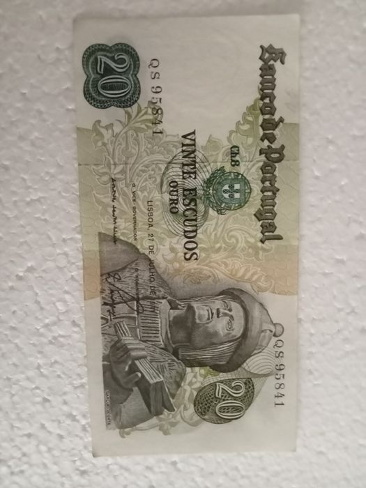 Vendo notas de vinte escudos de Garcia de Orta a  preço baixo