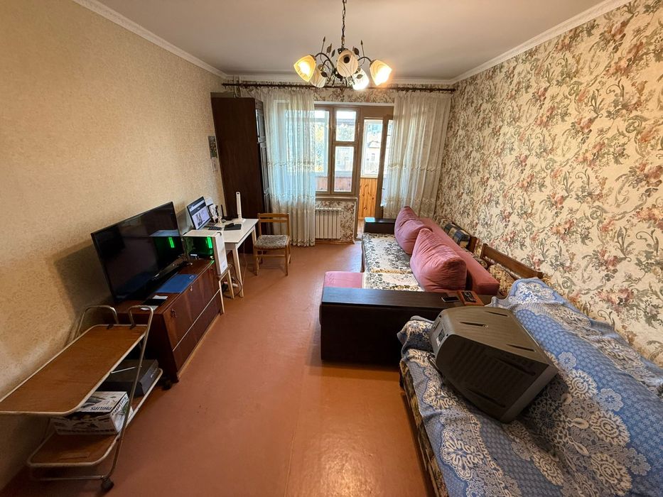 Продам отличную 2х комнатную квартиру в Ингульском районе.