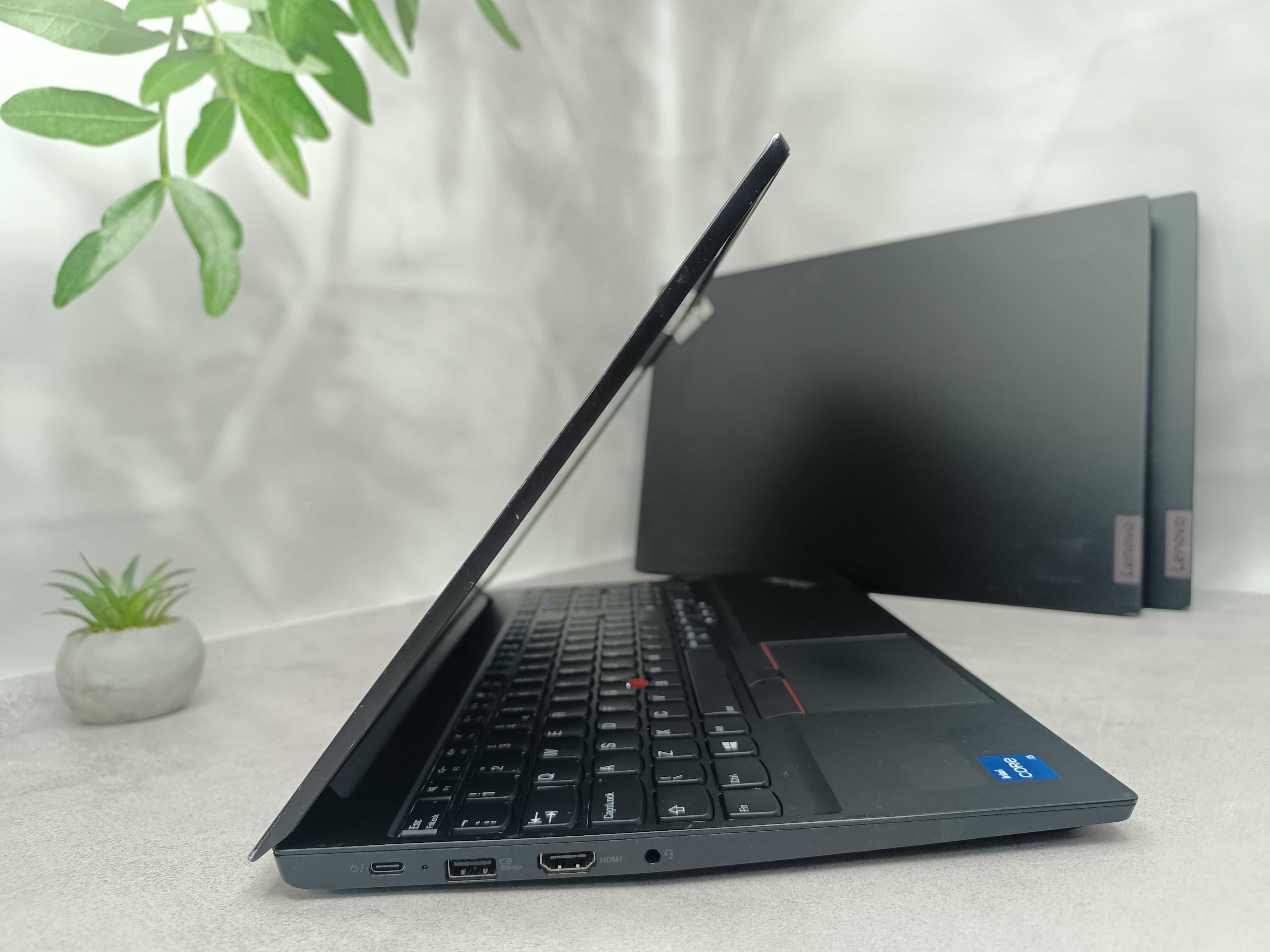 Ноутбук Lenovo ThinkPad E15 Gen 2/i5-11135G7/16/256/15.6"/Full HD IPS