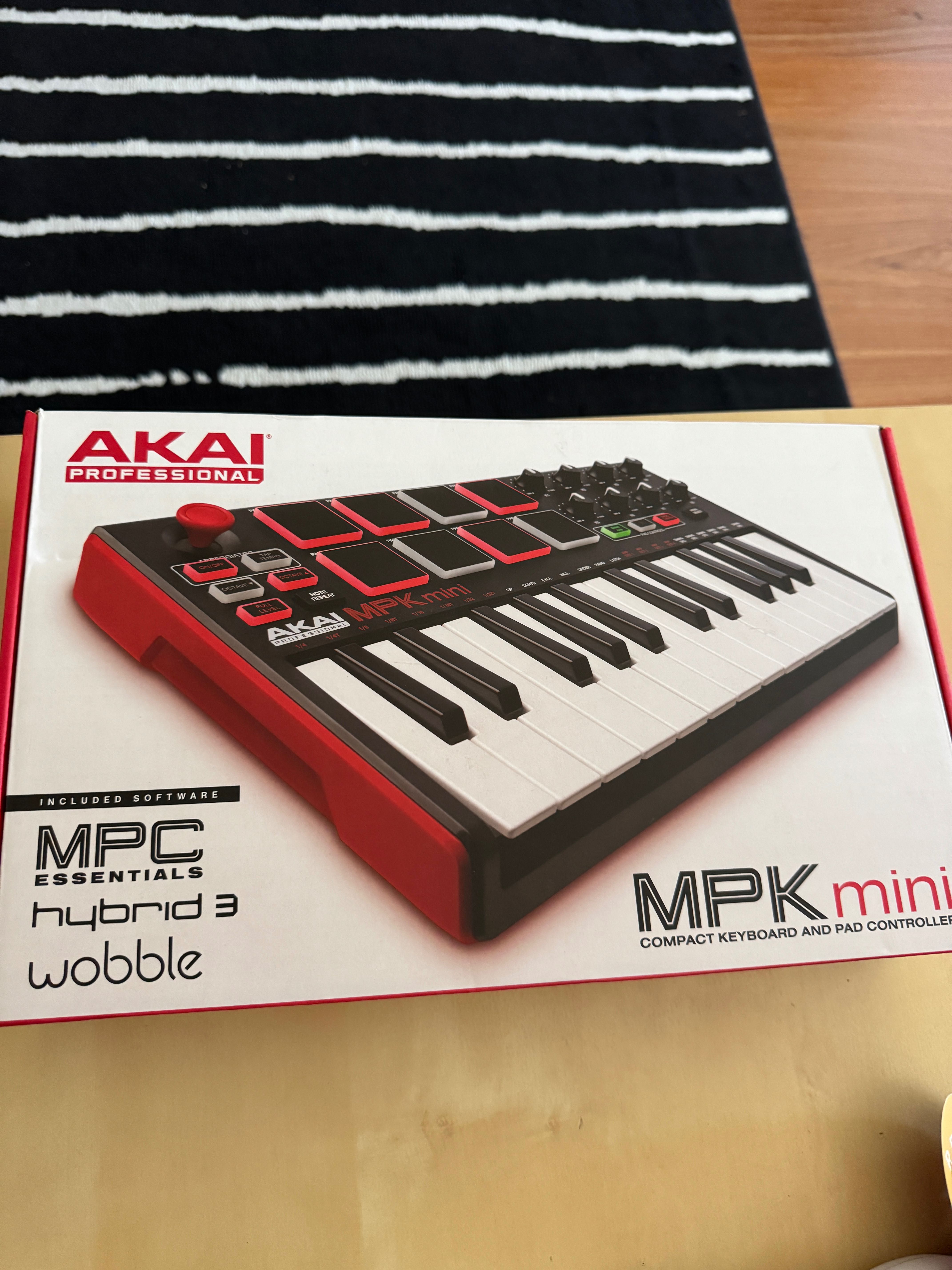 Teclado Akai mini MPK