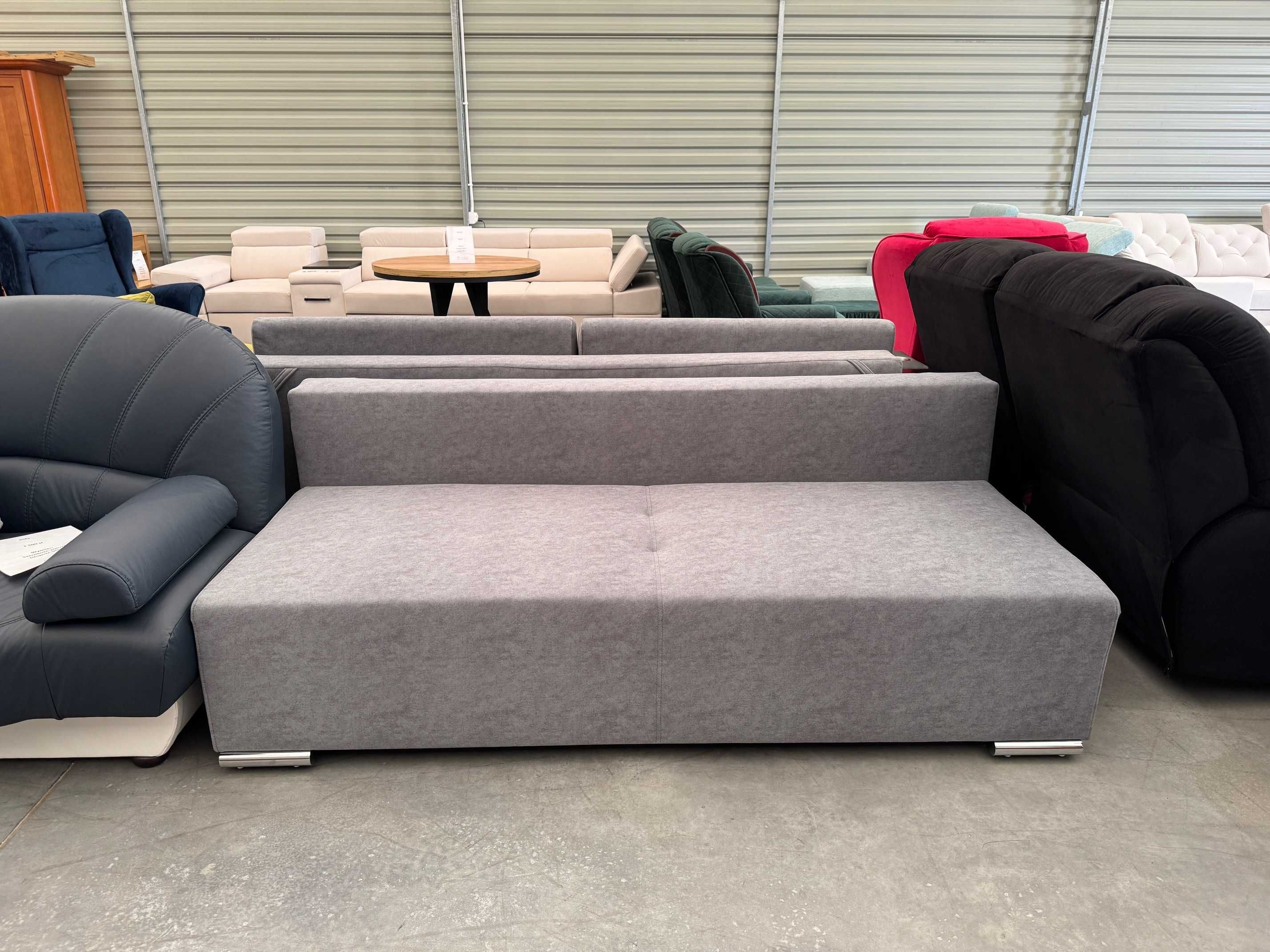 Sofa Char z funkcją spania  oraz pojemnikiem od ręki