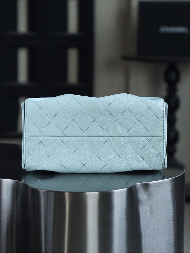 Сумка Chanel hobo