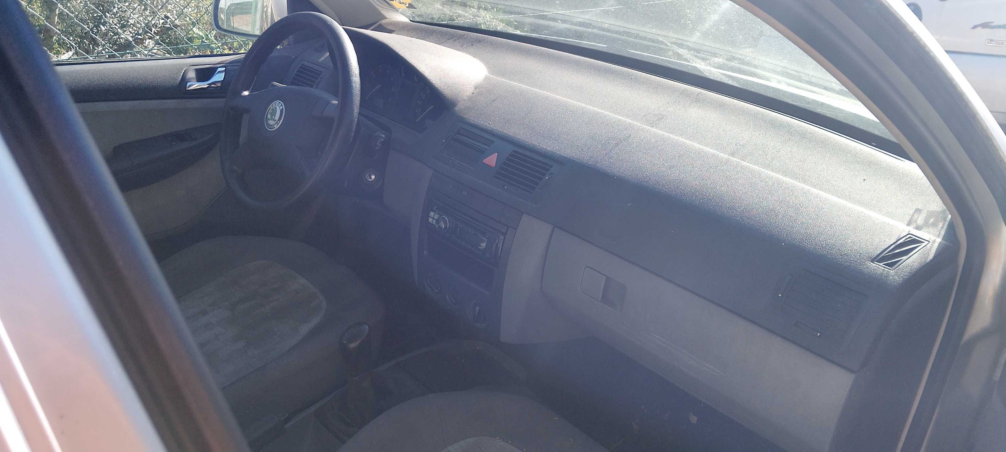 Carro para peças