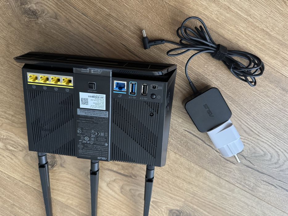 Router ASUS AC86U