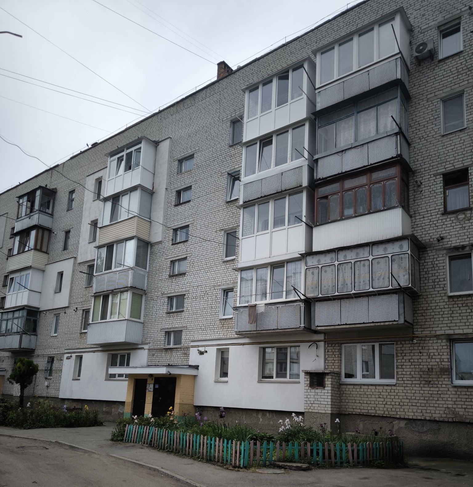 Продаж 1 кім кв. "чешки" з а/о в парку Гагаріна