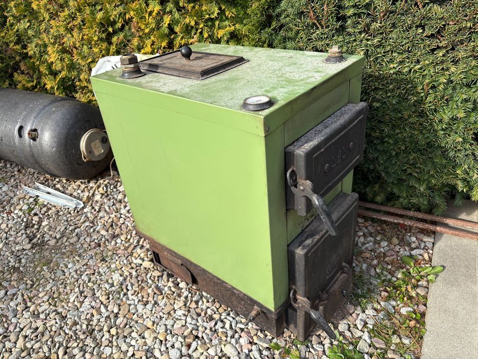 Czesci Piec  pompka , grzejniki