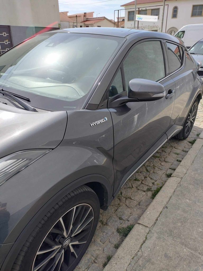 Toyota chr 1.8 exclusive + pach luxury híbrido