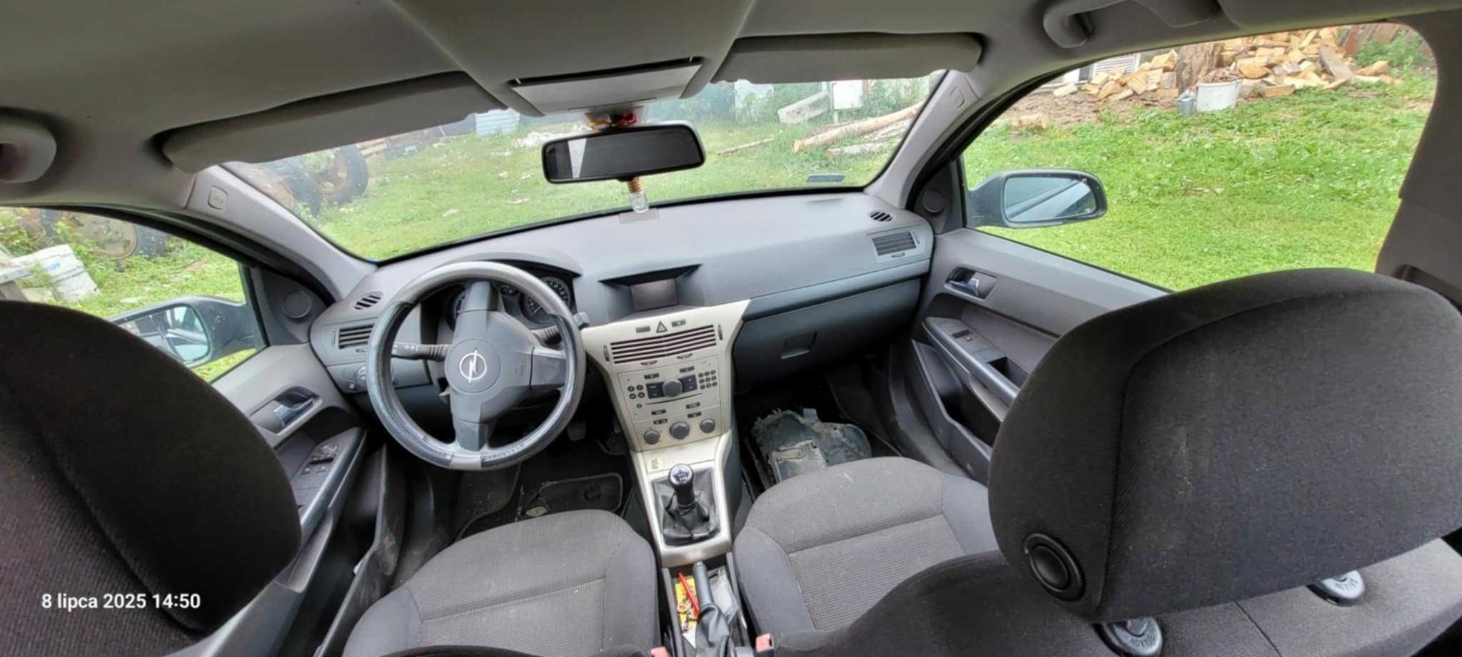 Opel Astra H kombi