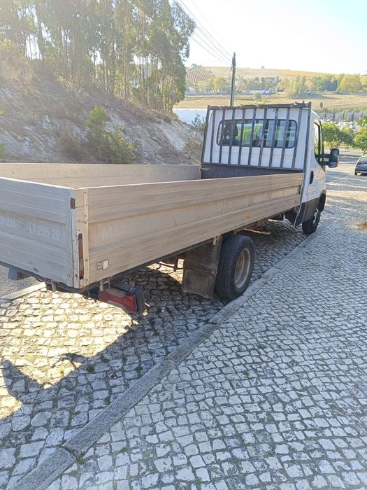 Iveco daily com MOTOR NOVO 0KM