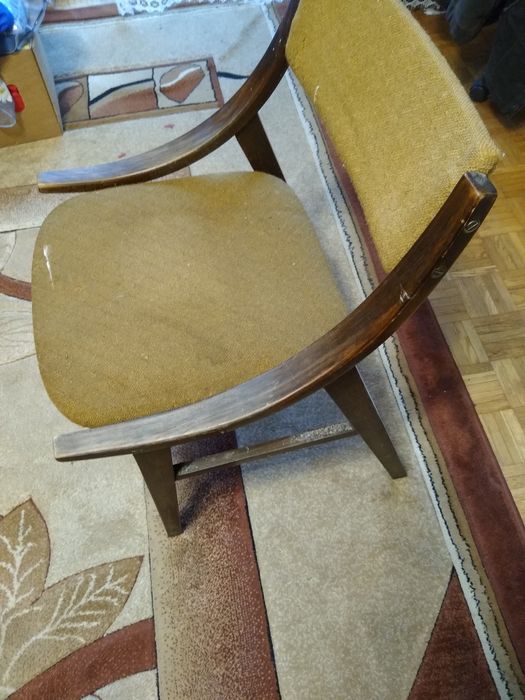 krzeslo  Skoczek   epoka  prl  sztuk  3