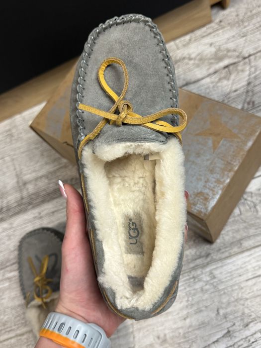 UGG мокасины с мехом, оригинал, размер 37 (US 4.5)