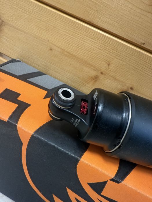 FOX FLOAT X2 FACTORY // 230x62,5mm