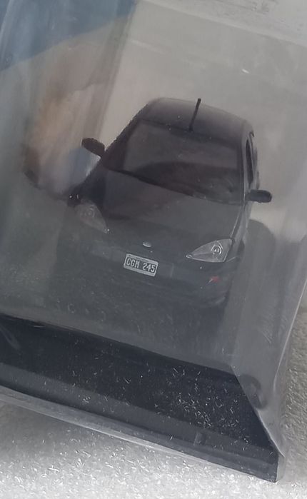 Ford focus escala 1:43