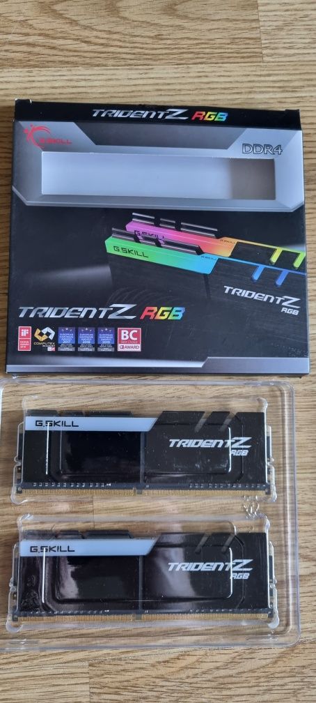 Pamięć RAM DDR4 G.SKILL Trident Z RGB 32GB