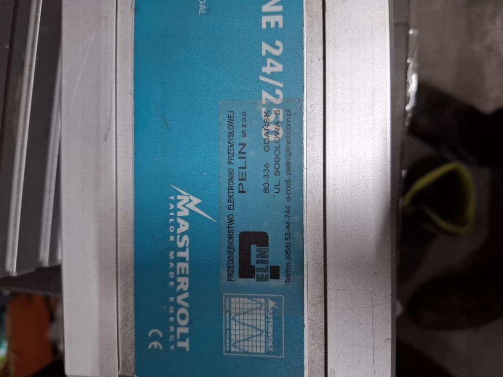 Sprzedam przetwornicę 24/250V