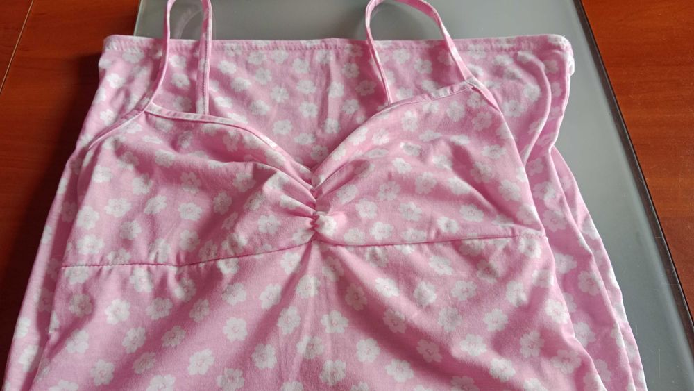 Różowa sukienka w kwiatki XS Miss Blush
