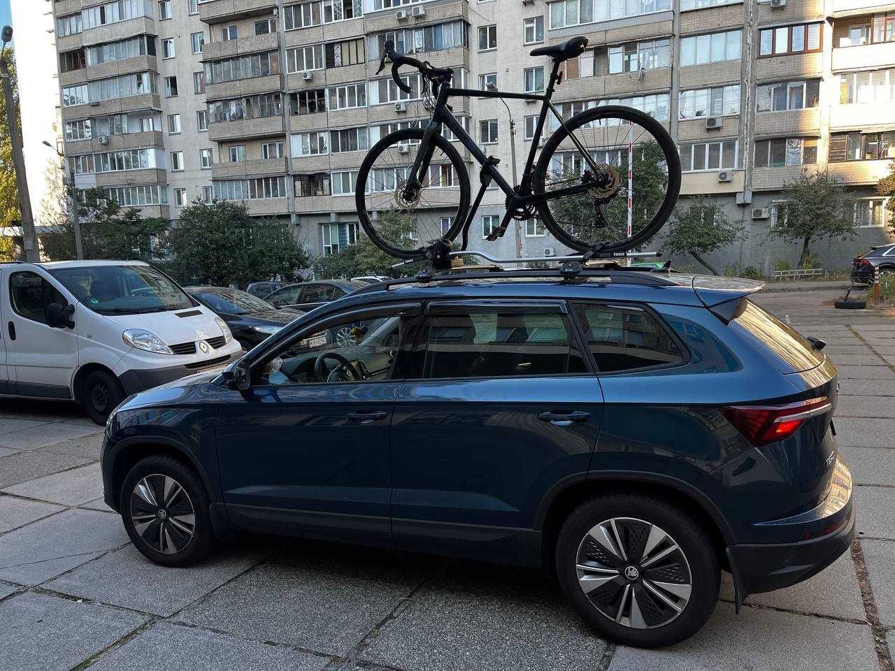 Thule прокат оренда багажники бокси велокріплення на дах фаркоп авто
