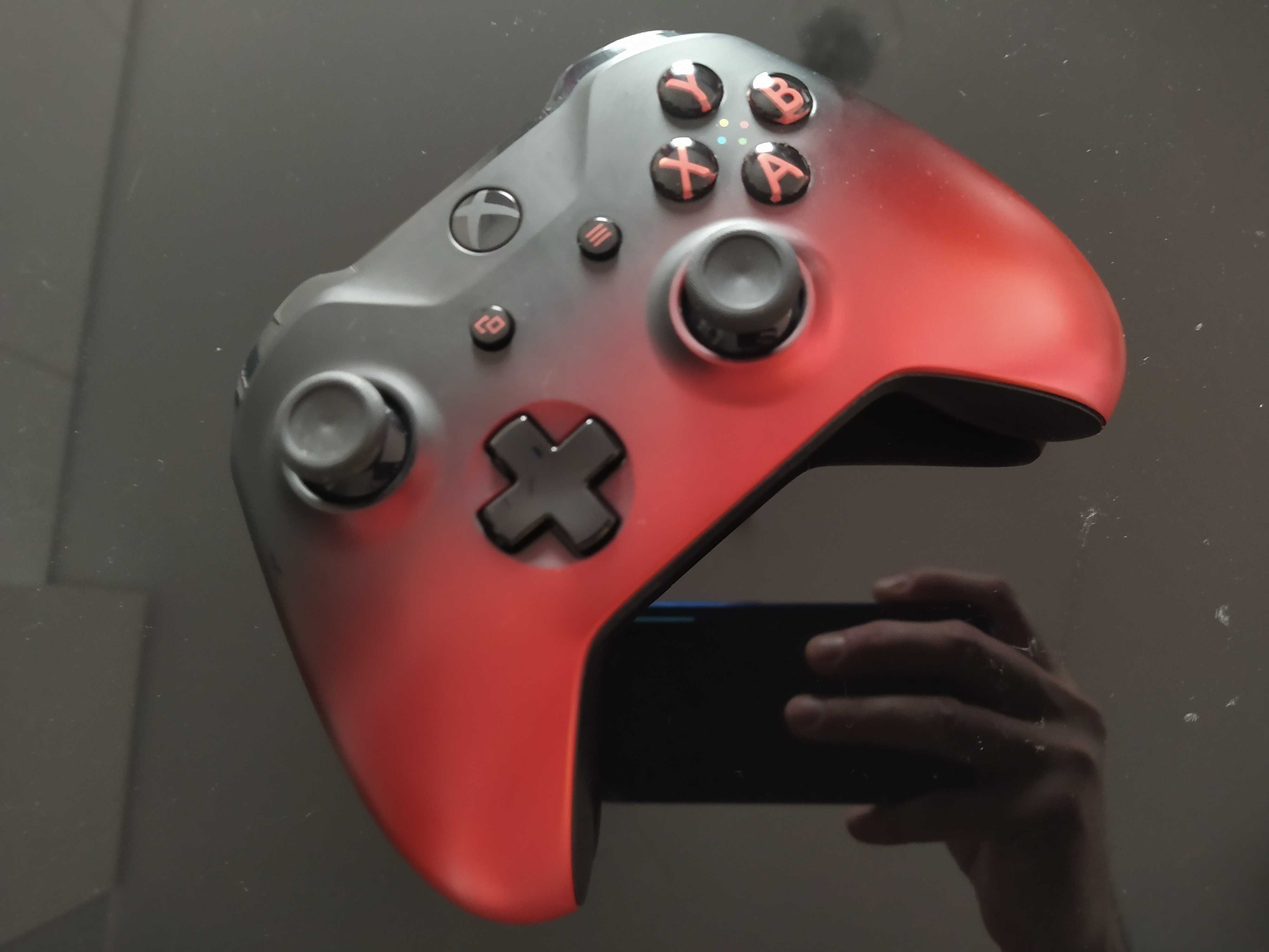 Pad kontroler PC Xbox One lub Series S X Volcano Shadow