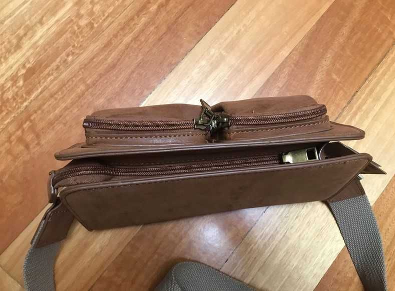 Carteira  a Tiracolo da Natura  - Nova com etiqueta