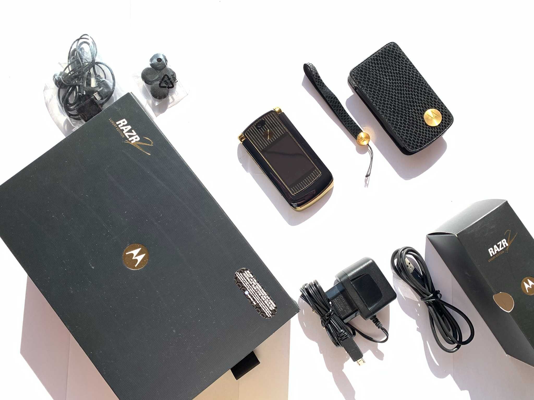 Motorola RAZR2 V8 ( Gold ) Luxury Edition - Оригінал ! - vintage phone