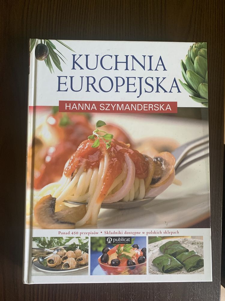 Zestaw książek kucharskich 8 szt