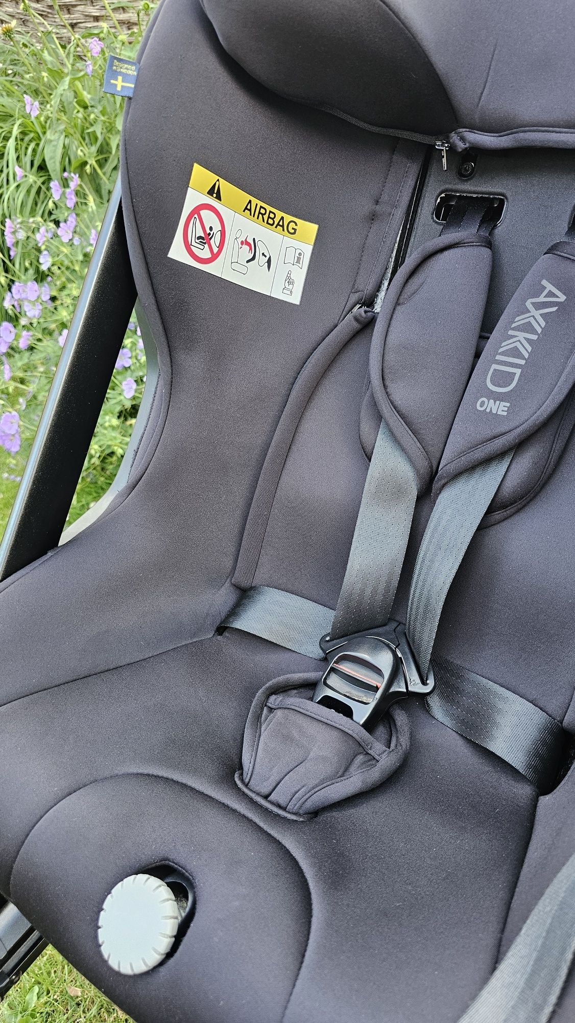 Fotelik Axkid One RWF ISOFIX - Czarny, stan BDB, bezwypadkowy