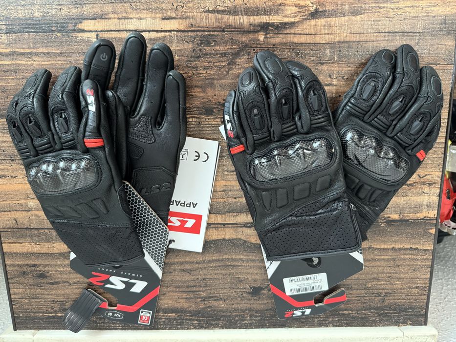 Мотоперчатки рукавиці мото  карбоновий захист LS2 размер S-M новые