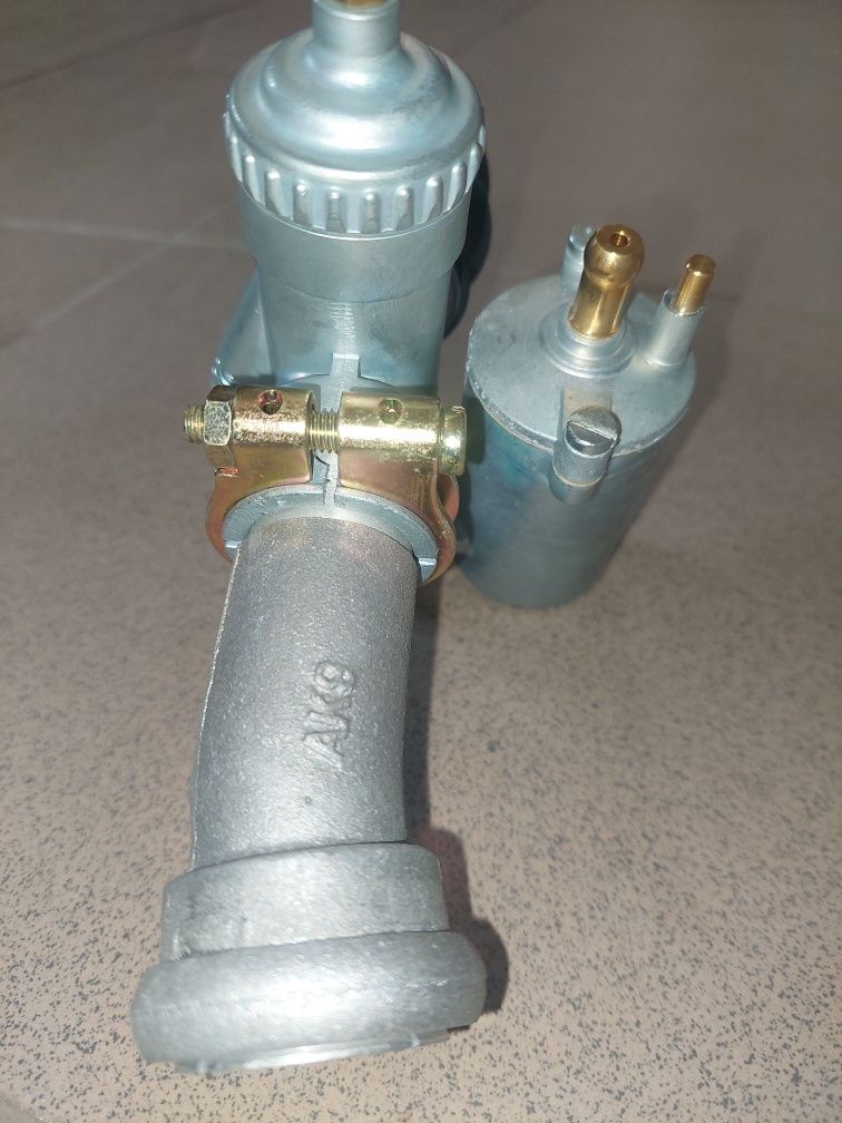 Kpl gaznik wsk125 z kruccem guma filtra po