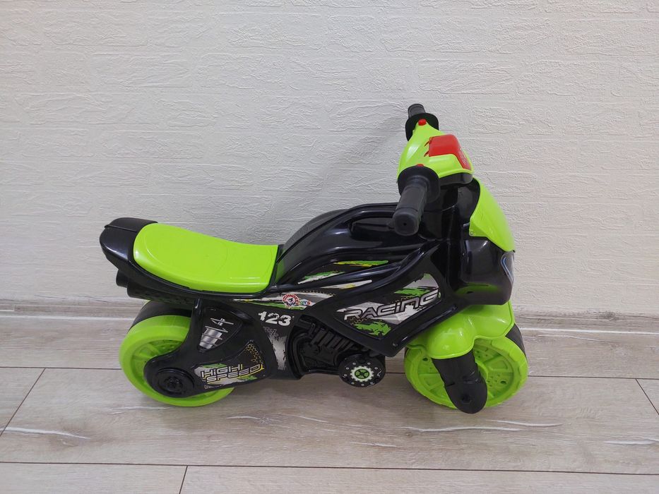 Мотоцикл-толокар