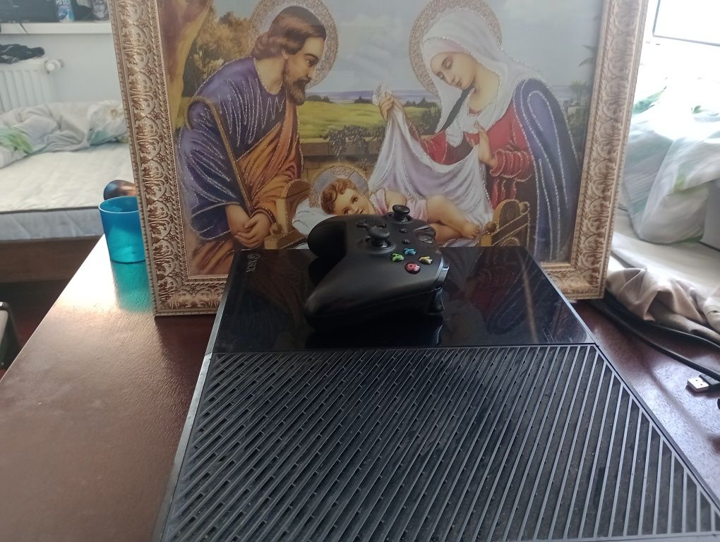 Продаю Xbox one fat 512GB