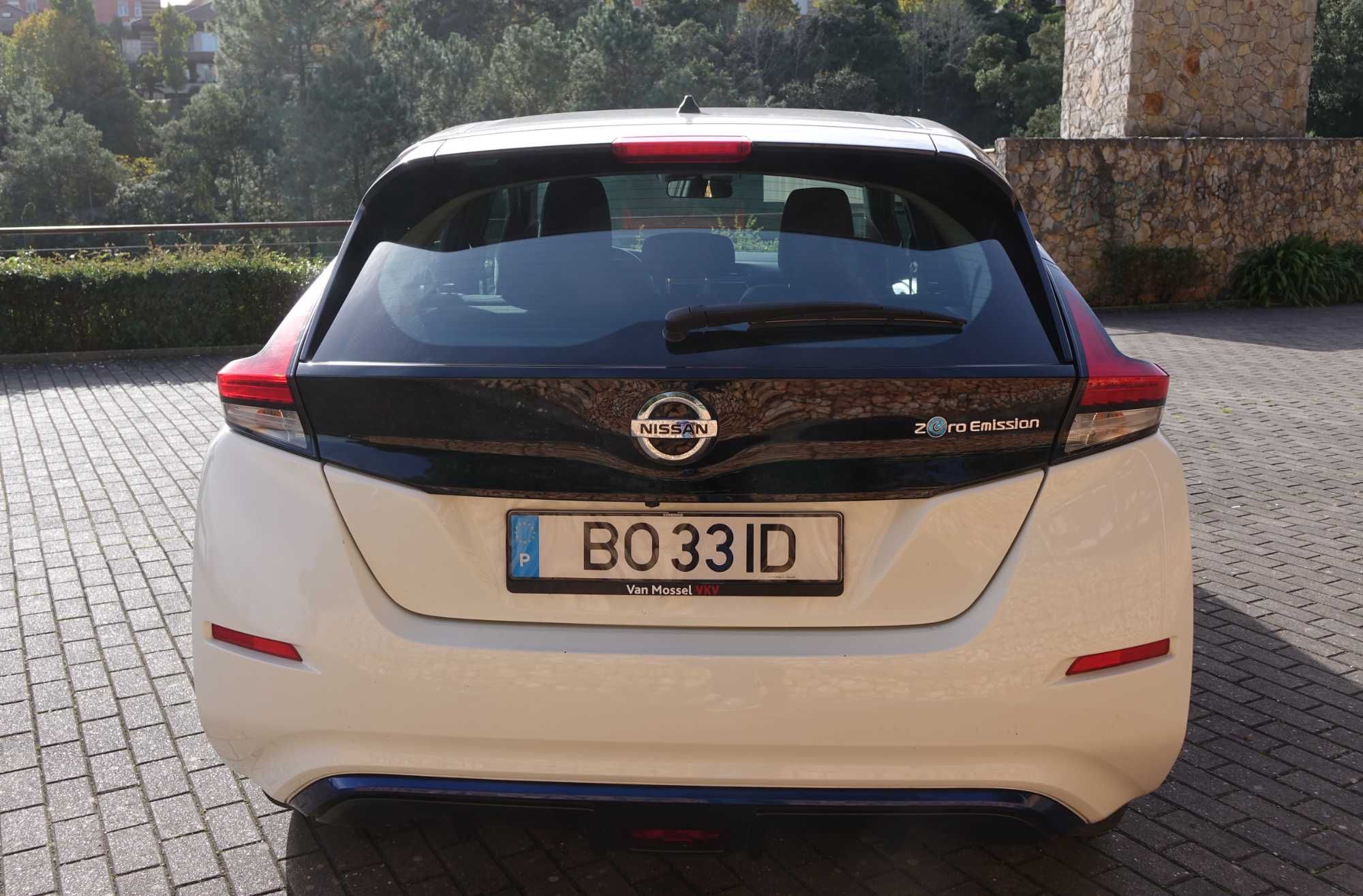 NISSAN LEAF 40 KWH