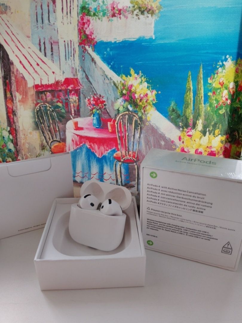 Бездротові навушники Airpods 3 та 4