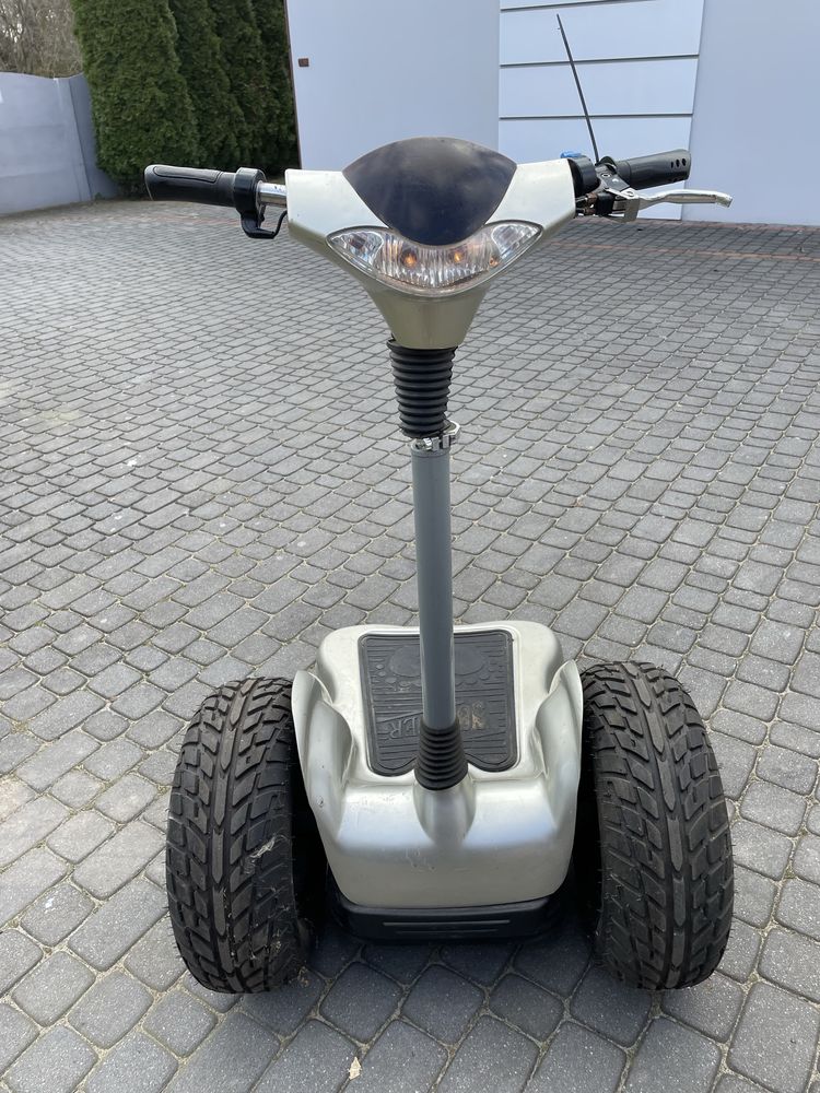 Segway czterokołowy