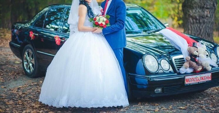 Продам свадебное платье