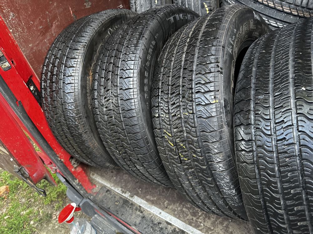 Шини хороший стан 225/60 R16 Uniroyal , комплект склад база