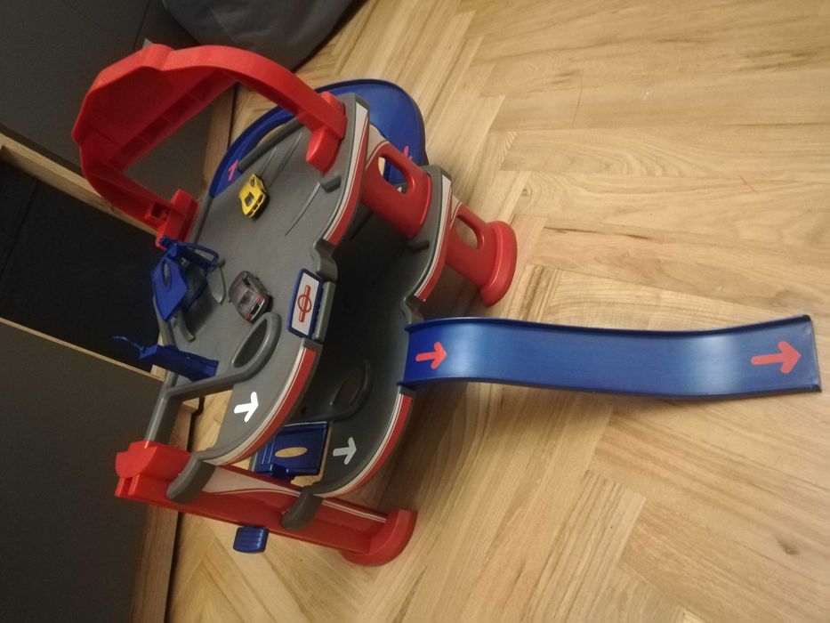 Garaż Majorette + 2 autka