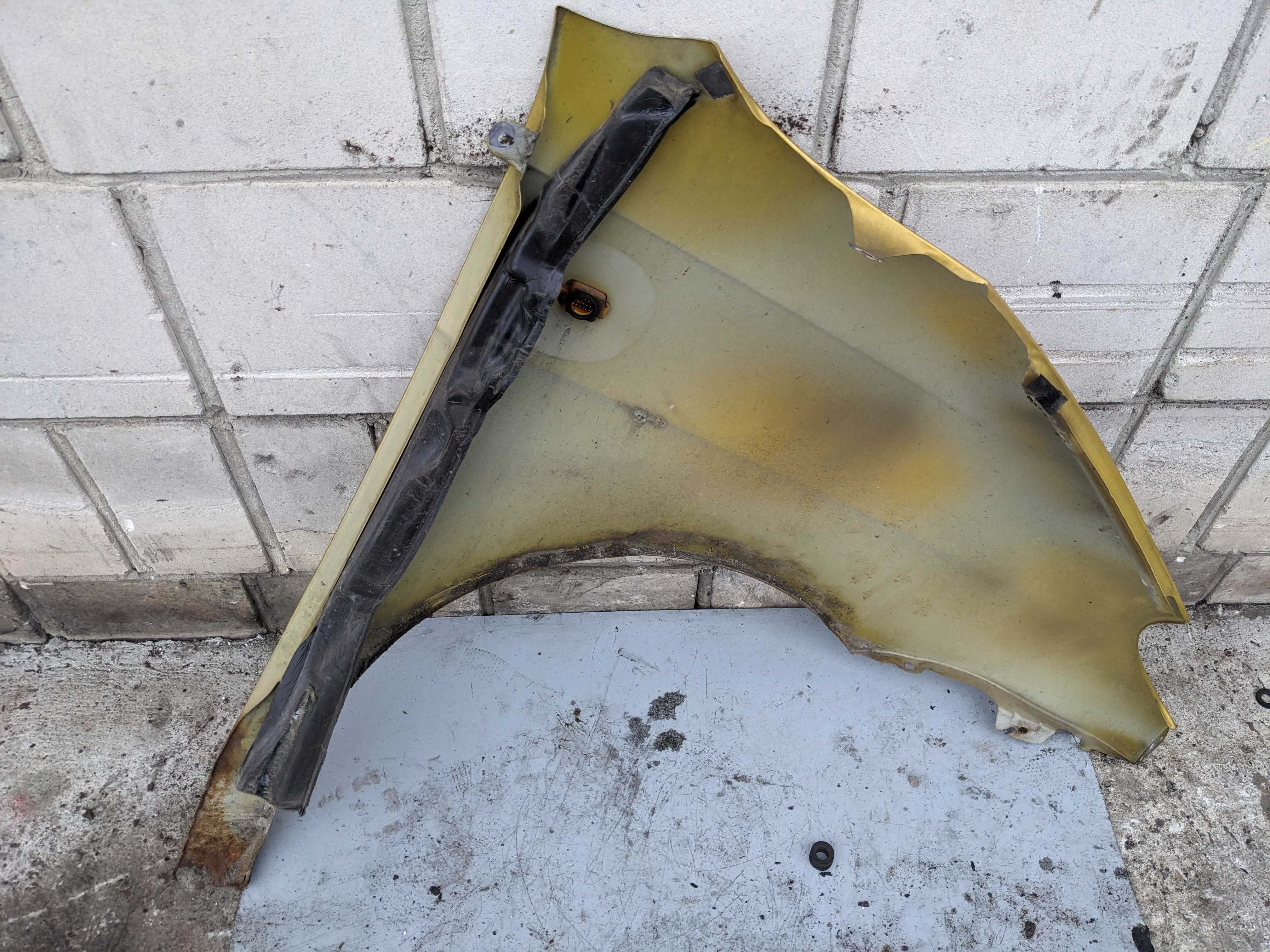Daewoo Matiz Błotnik Lewy Przedni LP Złoty