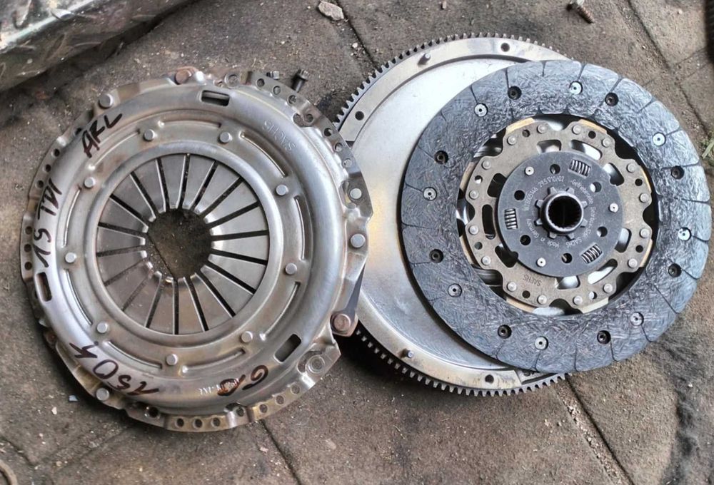 sprzęgło dwumas tarcza docisk Golf IV Bora Seat Audi A3 Skoda 1.9