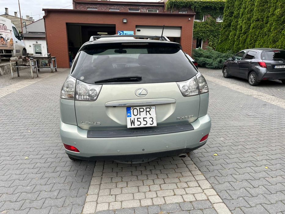 sprzedam samochód Lexus RX350