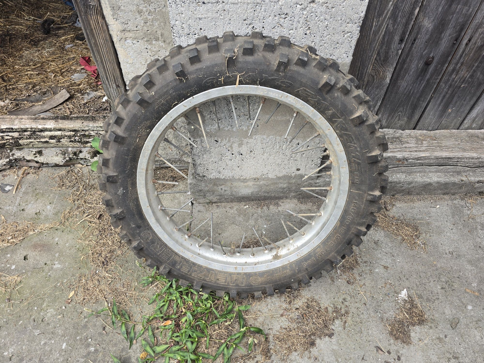 Opona koło obręcz do motocykla motora crossa enduro 140/80 18 cali