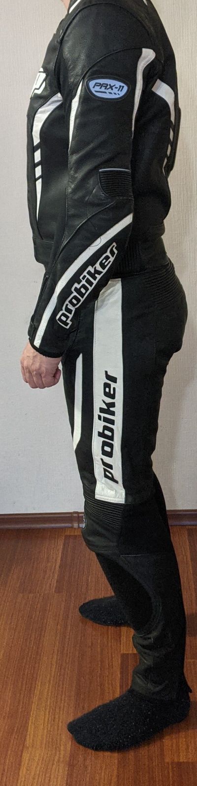 Мото комбинезон Pro biker кожа(нужны деньги, предлагайте цену)