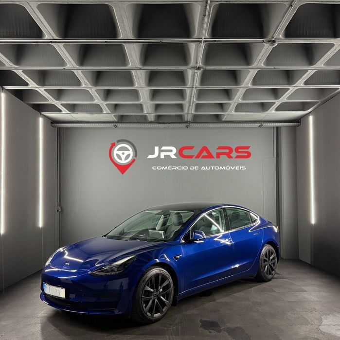 Tesla Model 3 Standard Range Plus RWD