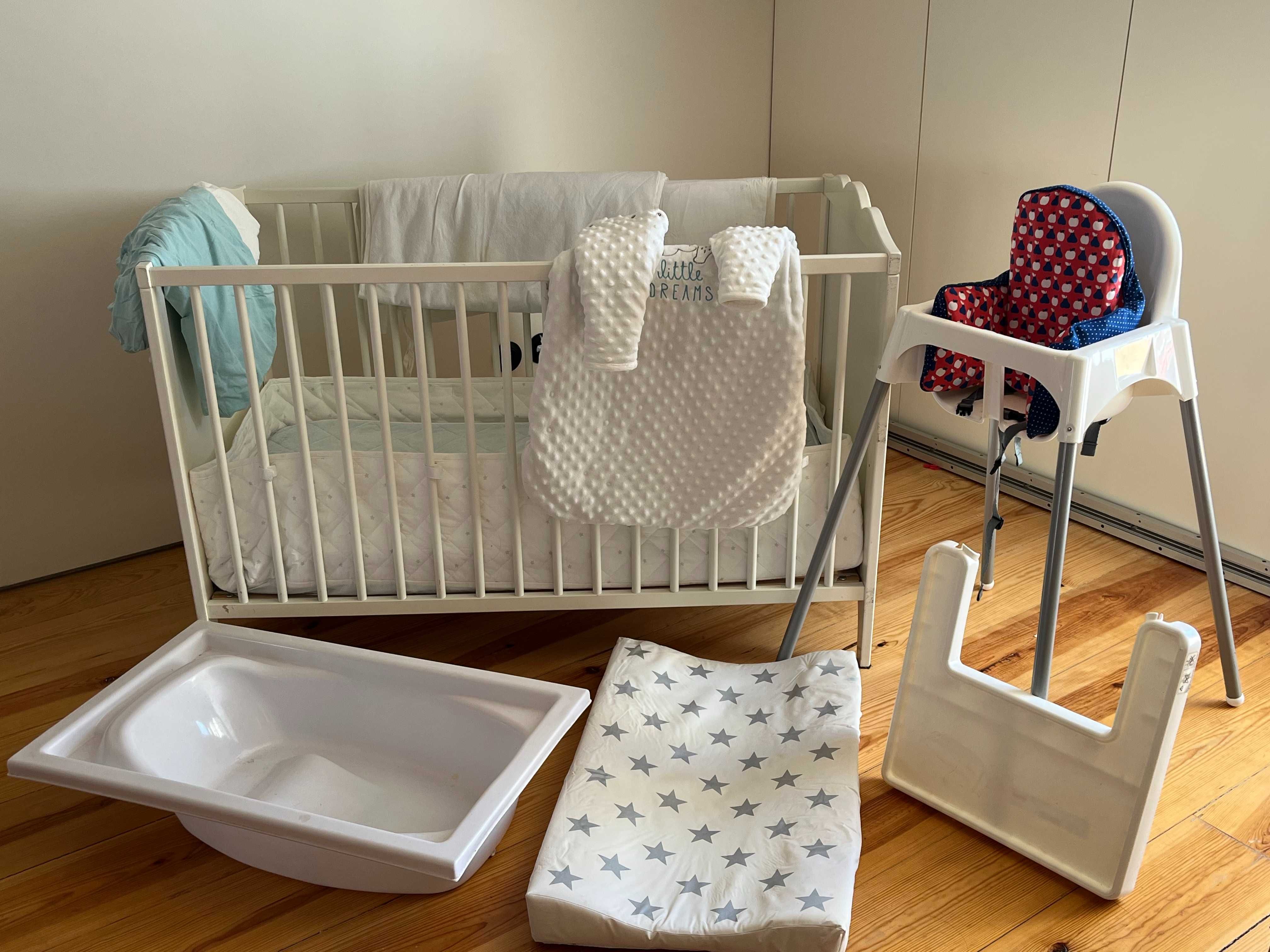 Pack Bebé IKEA: Berço Hensvik + Cadeira Antilop + Acessórios