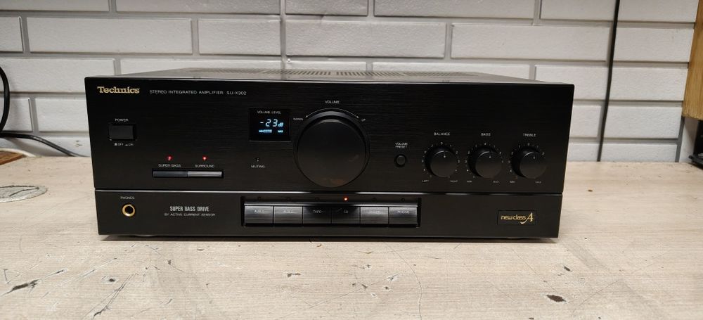 Wzmacniacz TECHNICS SU-X302 Class A.