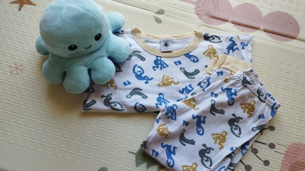 Pijama bebé 24-36