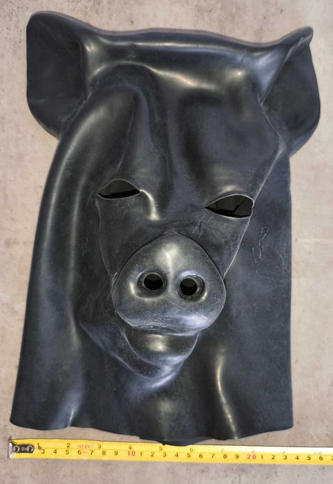 Maska świnka przebranie teatr lateks czarna