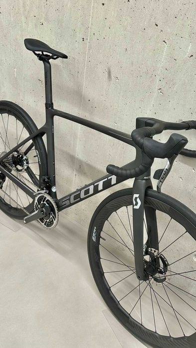 SCOTT Addict RC Ultimate - model 2024 - jak NOWY (300km)!