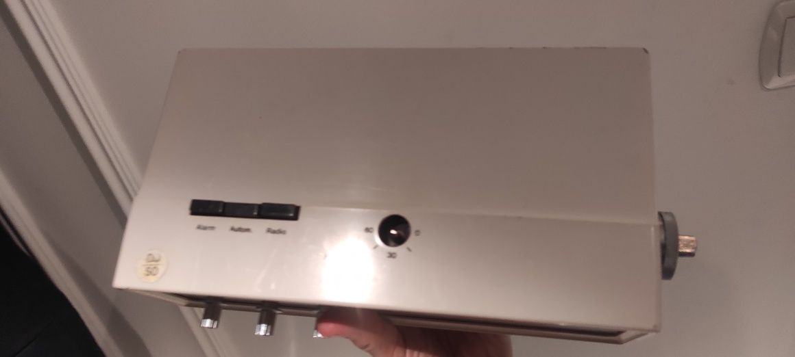 Zegar klapkowy radiobudzik KUBA vintage stojący
